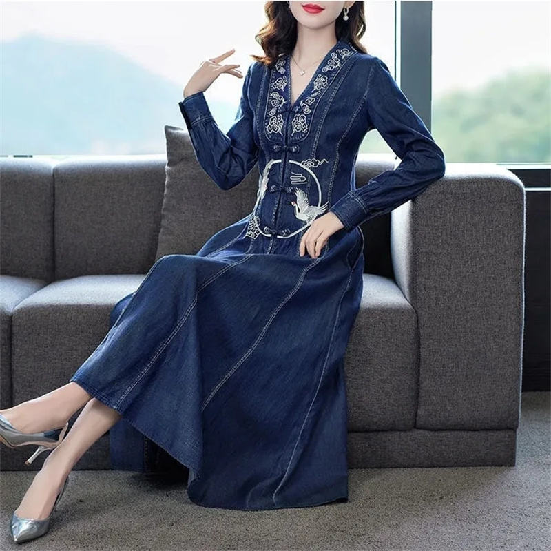 Ethnic Fashion Design - فستان دينيم بأكمام طويلة بتصميم عتيق
